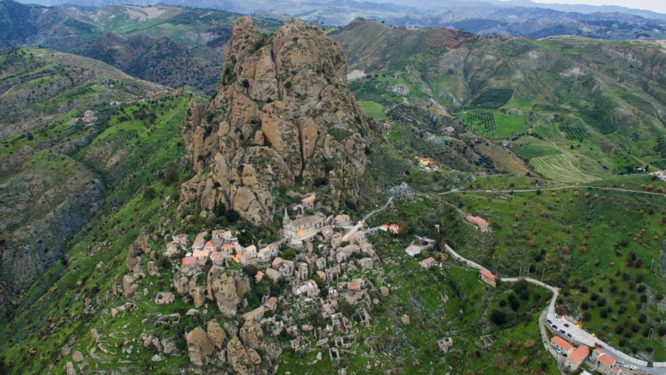 Pentedattilo – Mellan legender och levande&nbsp;kultur